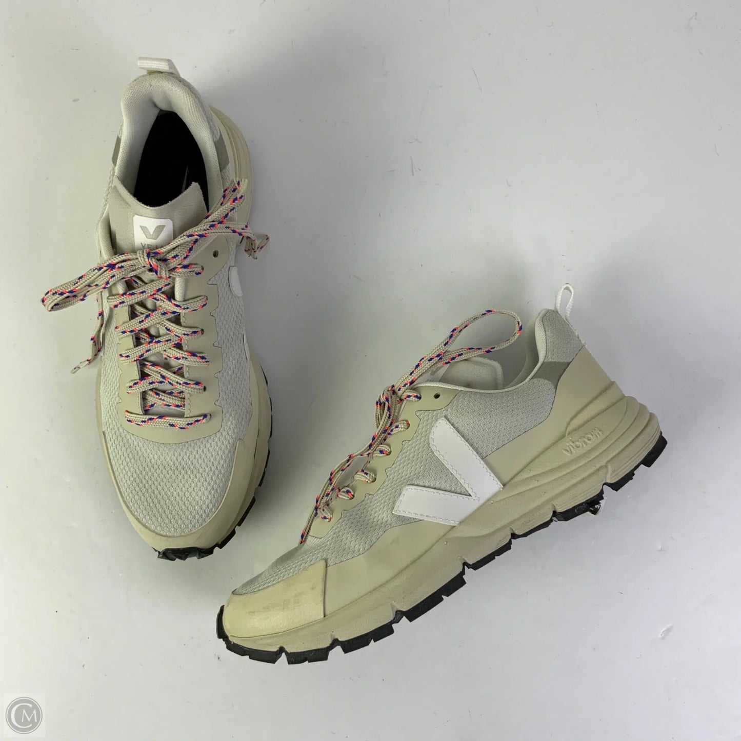 Shoes Athletic By Veja In Cream, Size: 8