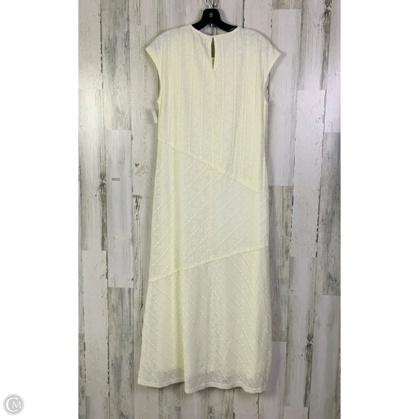 Dress Casual Midi By Clothes Mentor In Cream, Size: L