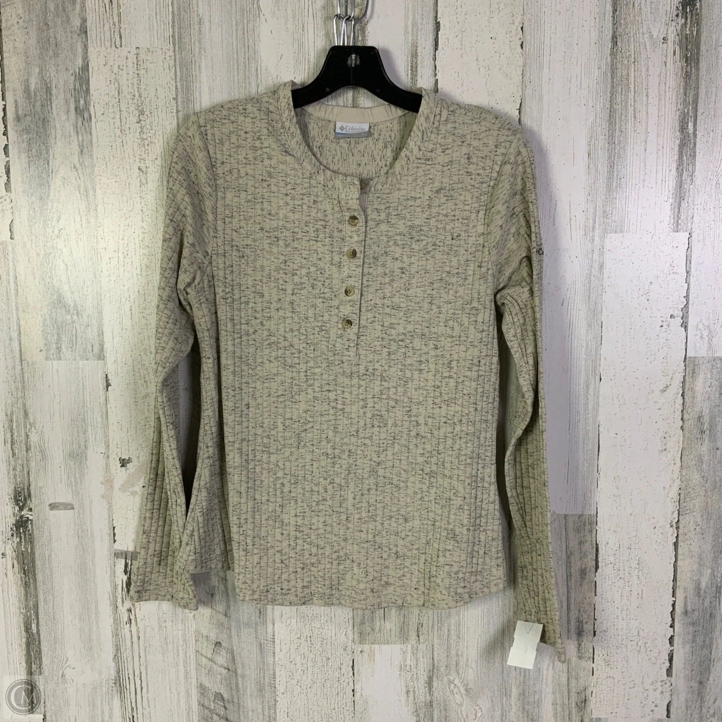 Top Long Sleeve By Columbia In Cream, Size: L