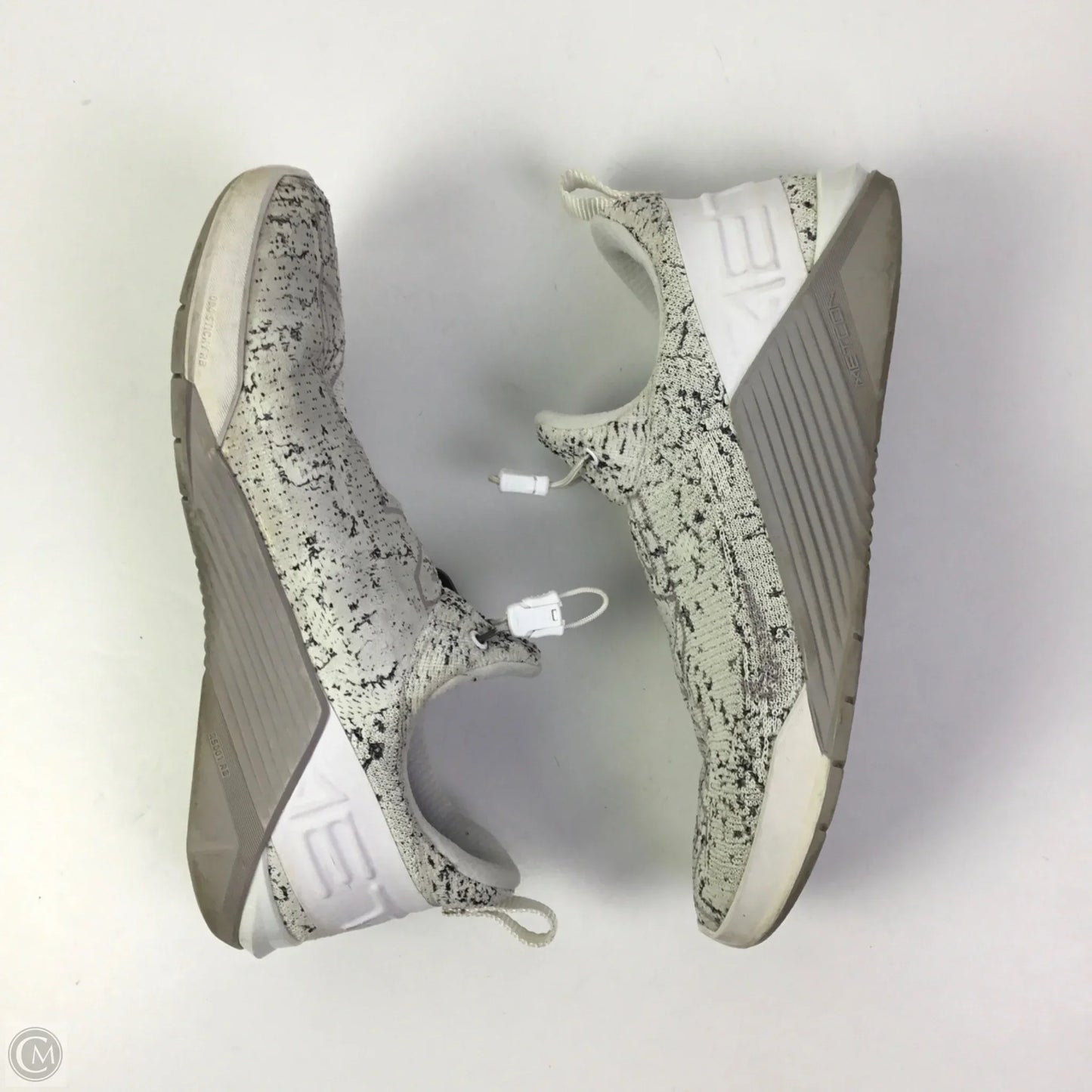 Shoes Athletic By Nike In Cream, Size: 9