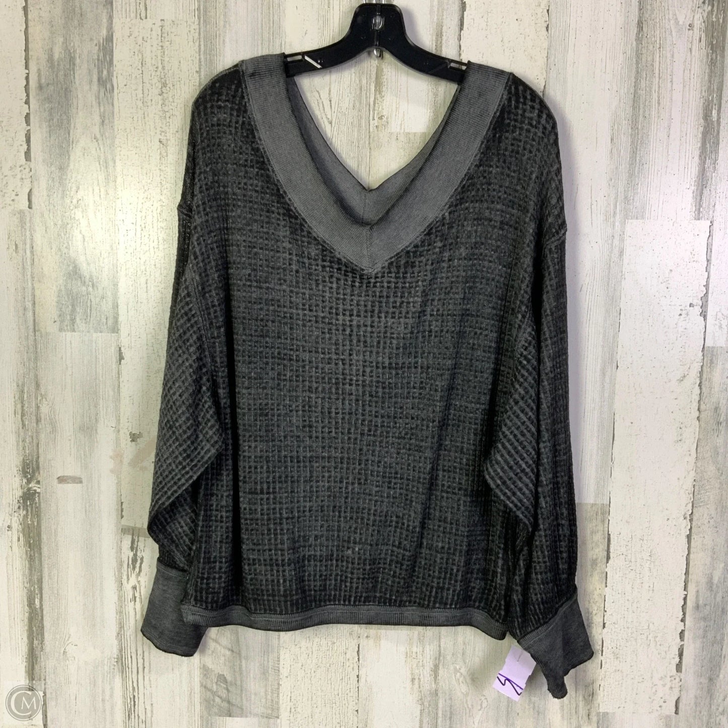 Top Long Sleeve By We The Free In Grey, Size: M