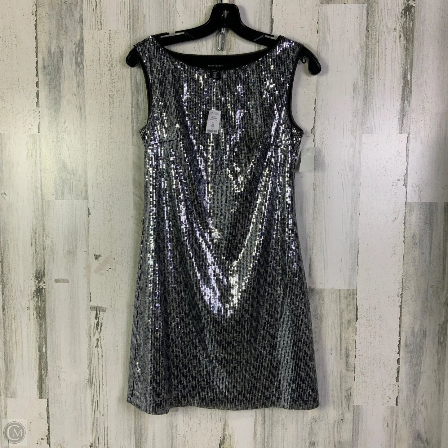 Dress Party Short By White House Black Market In Silver, Size: Xs