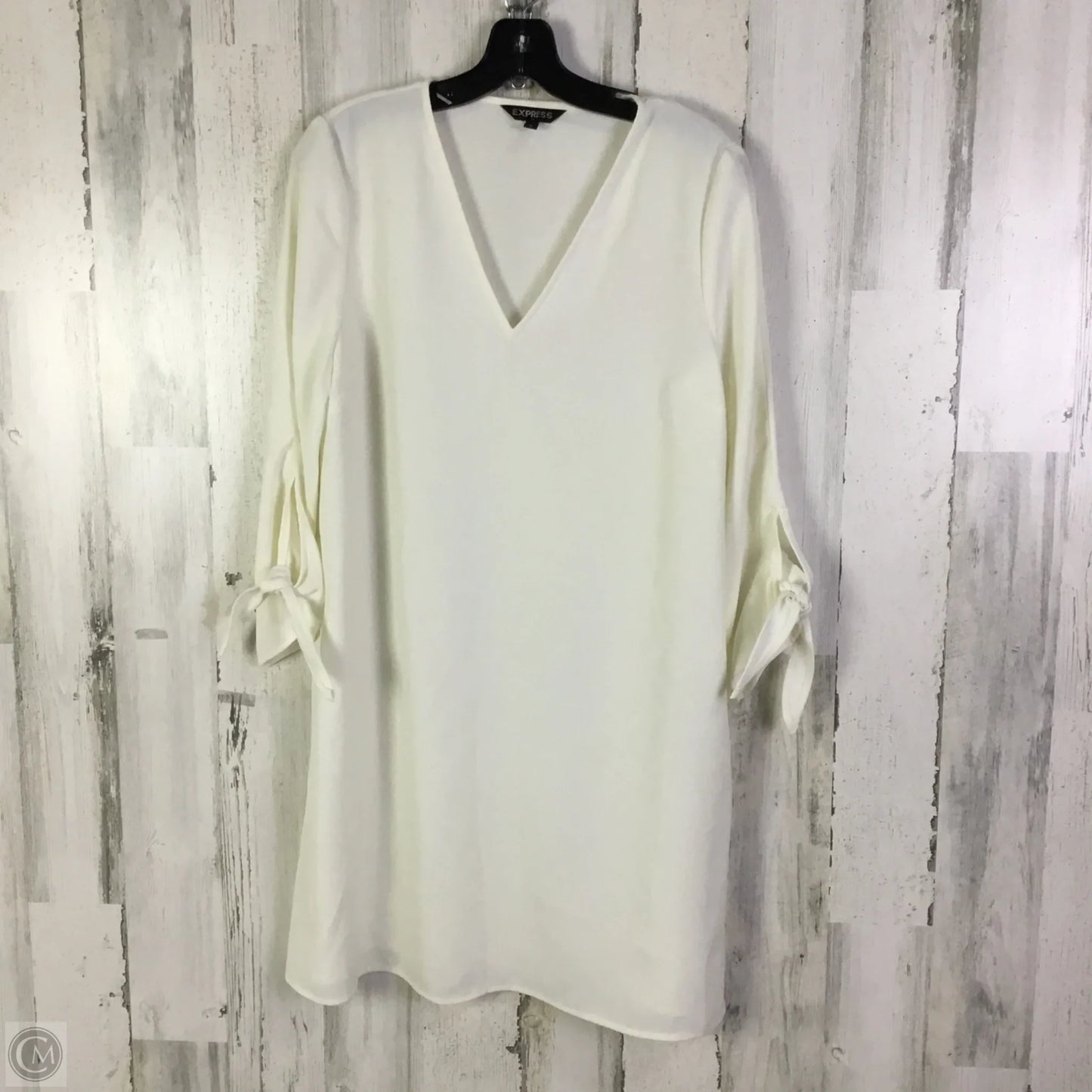 Dress Casual Short By Express In Cream, Size: M