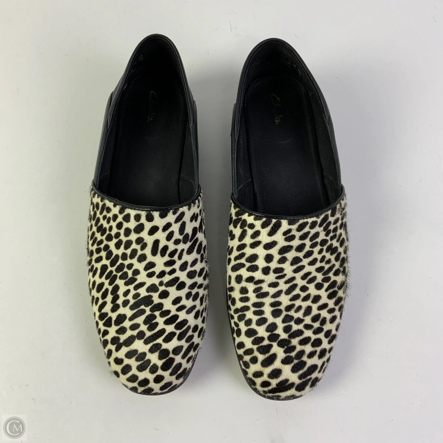 Shoes Flats By Clarks In Animal Print, Size: 7.5