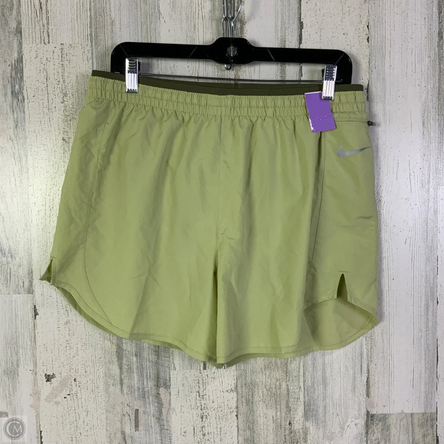 Athletic Shorts By Nike Apparel In Green, Size: L
