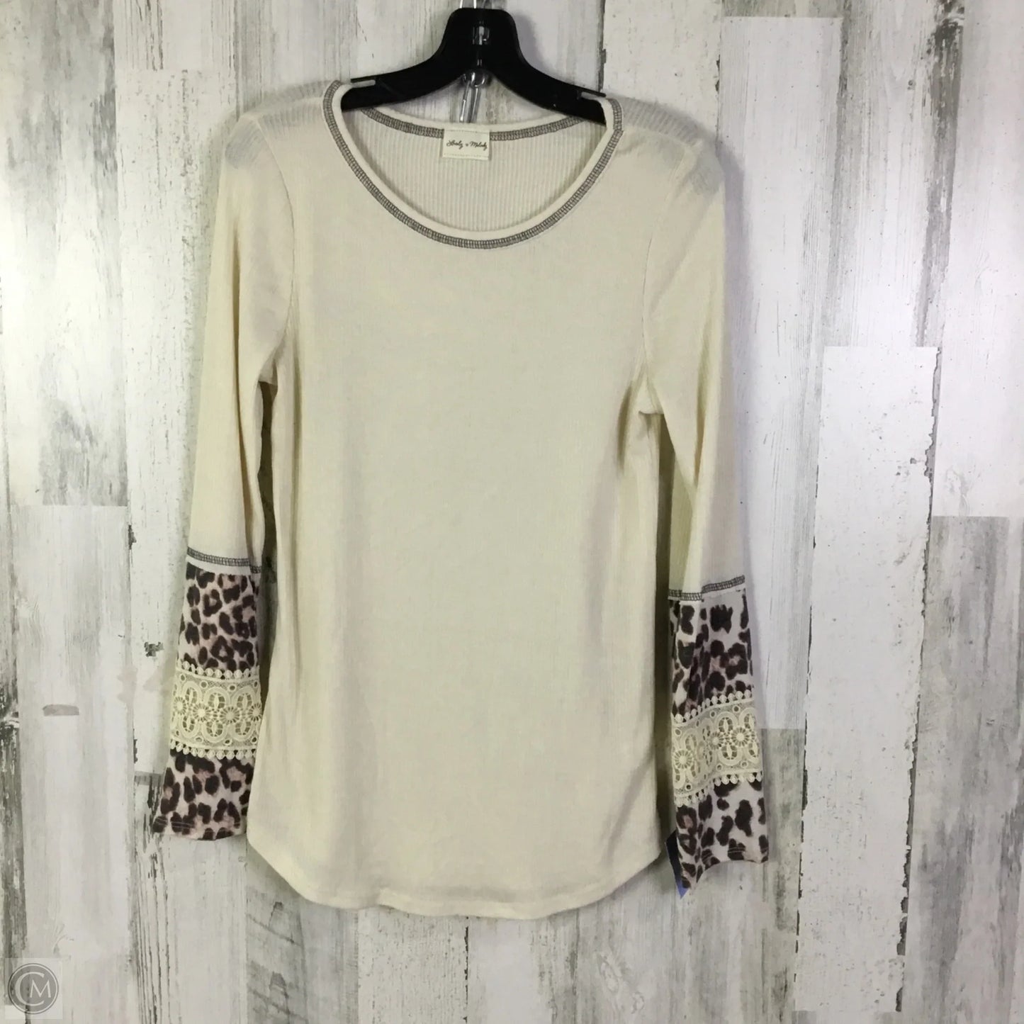 Top Long Sleeve By Lovely Melody In Cream, Size: S