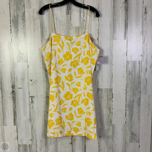 Dress Casual Short By Old Navy In White & Yellow, Size: Xl