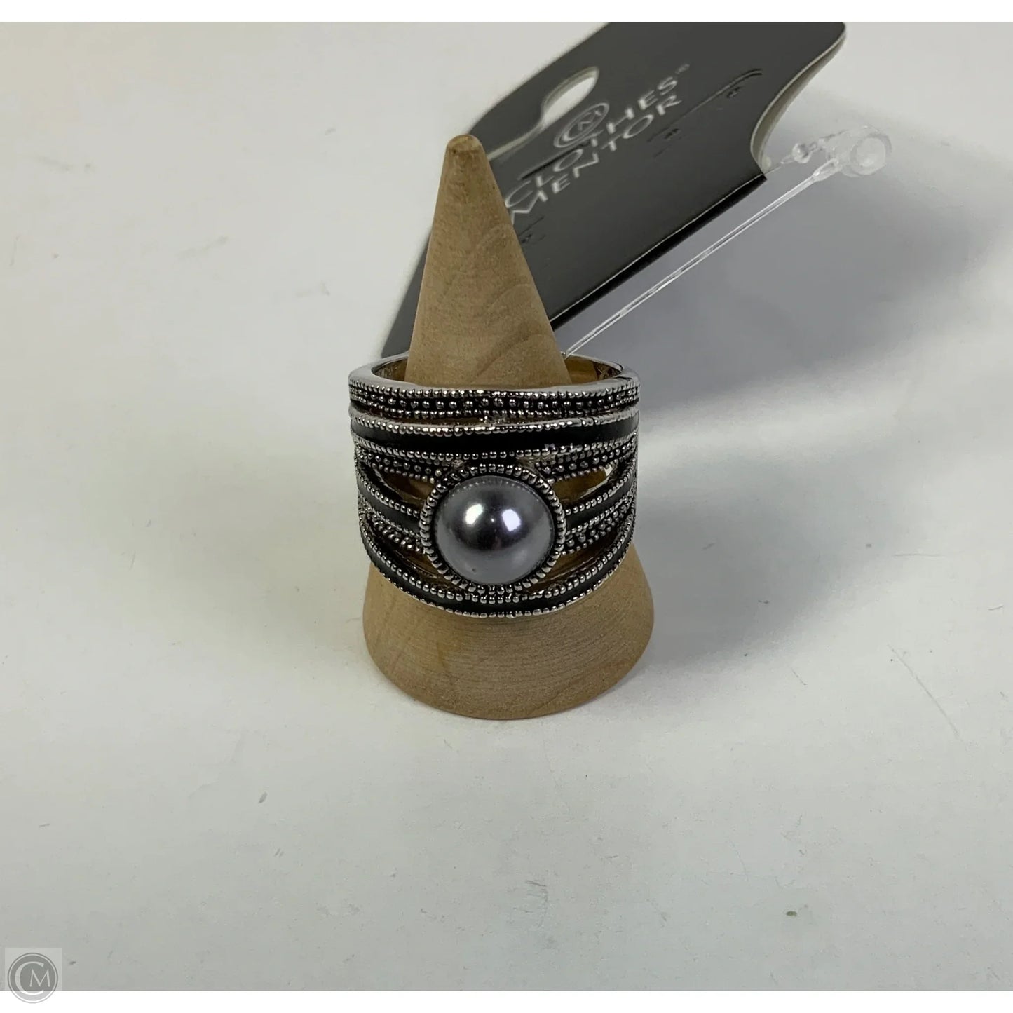 Ring Statement By Lia Sophia, Size: 11