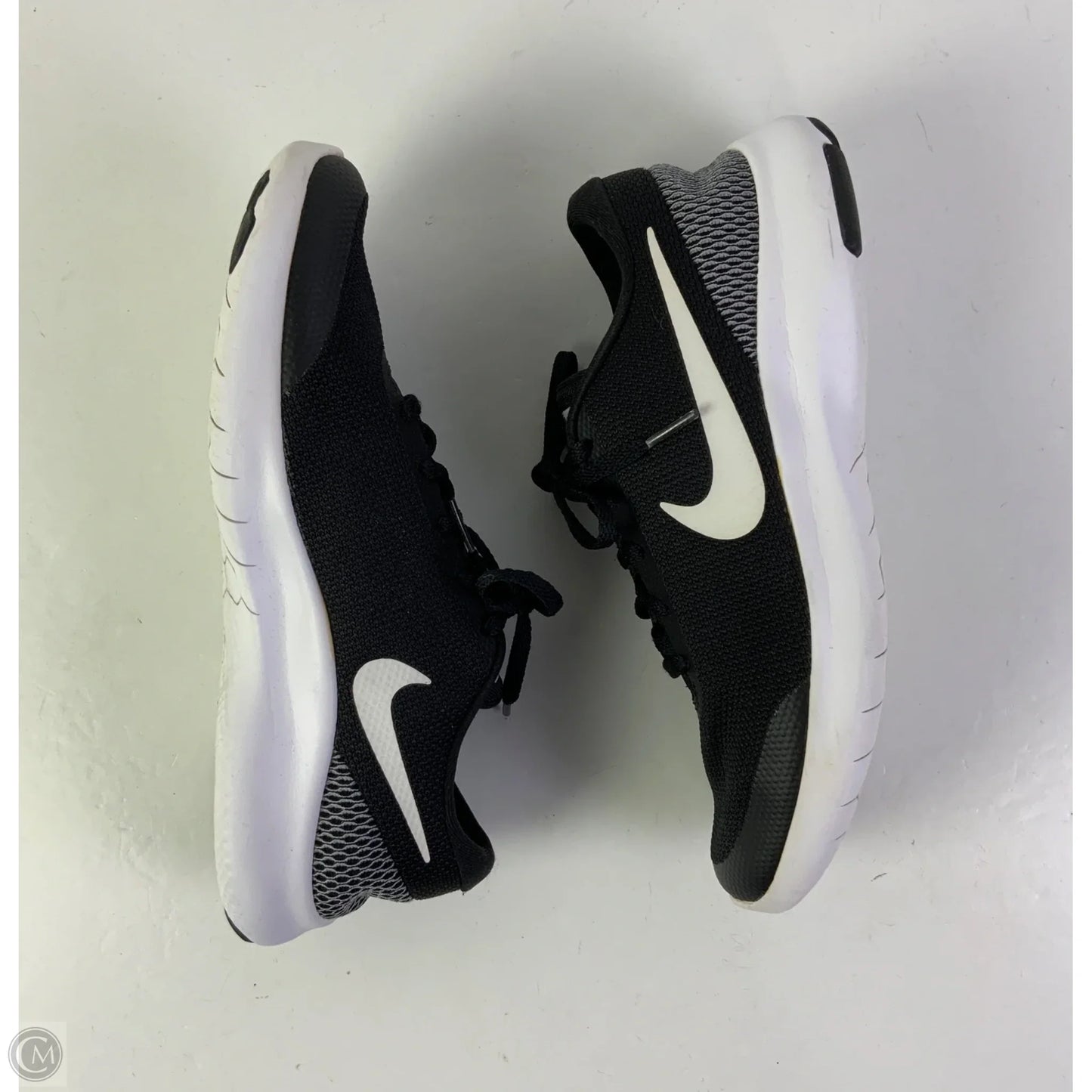 Shoes Athletic By Nike Apparel In Black, Size: 9