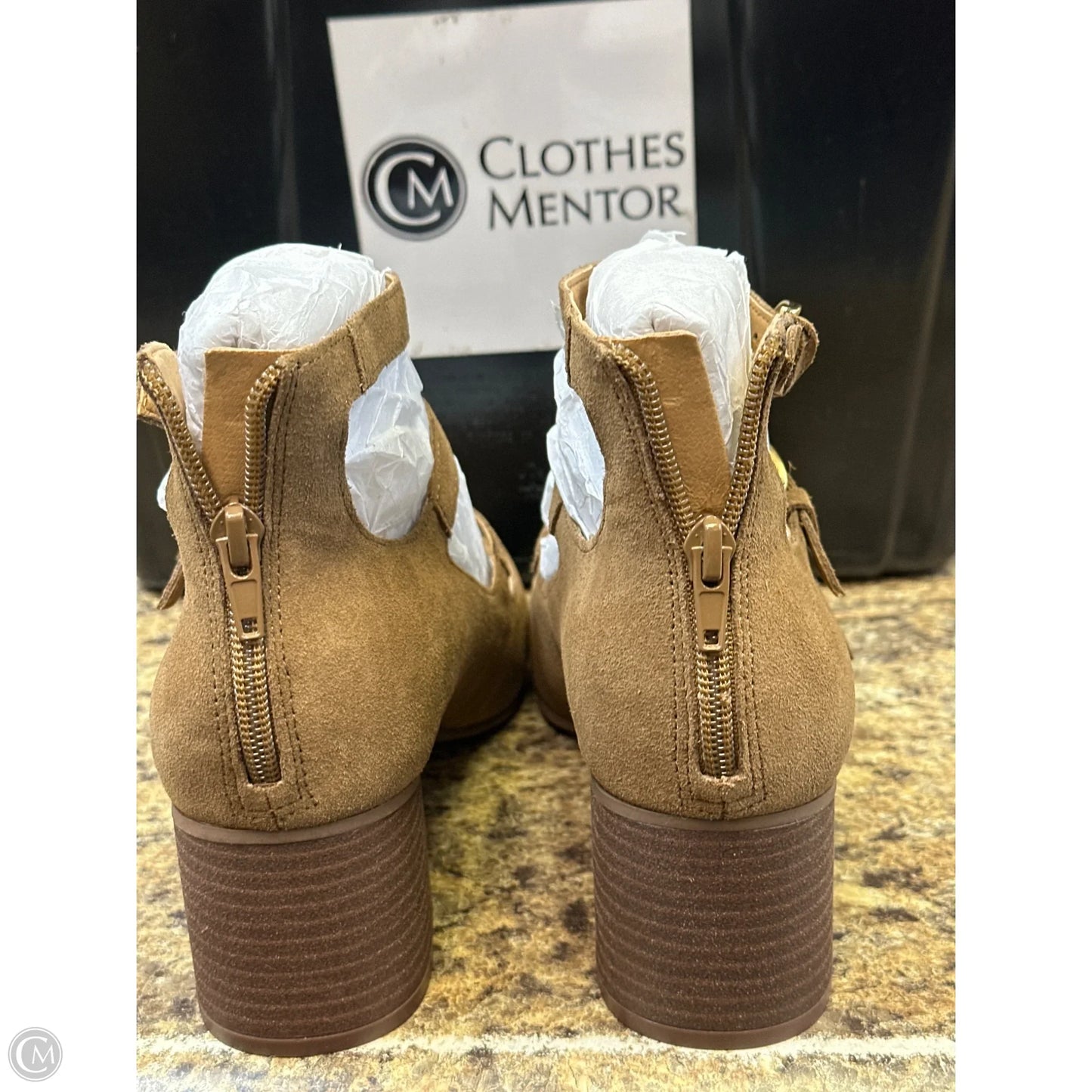 Shoes Heels Block By Crown Vintage In Tan, Size: 8.5