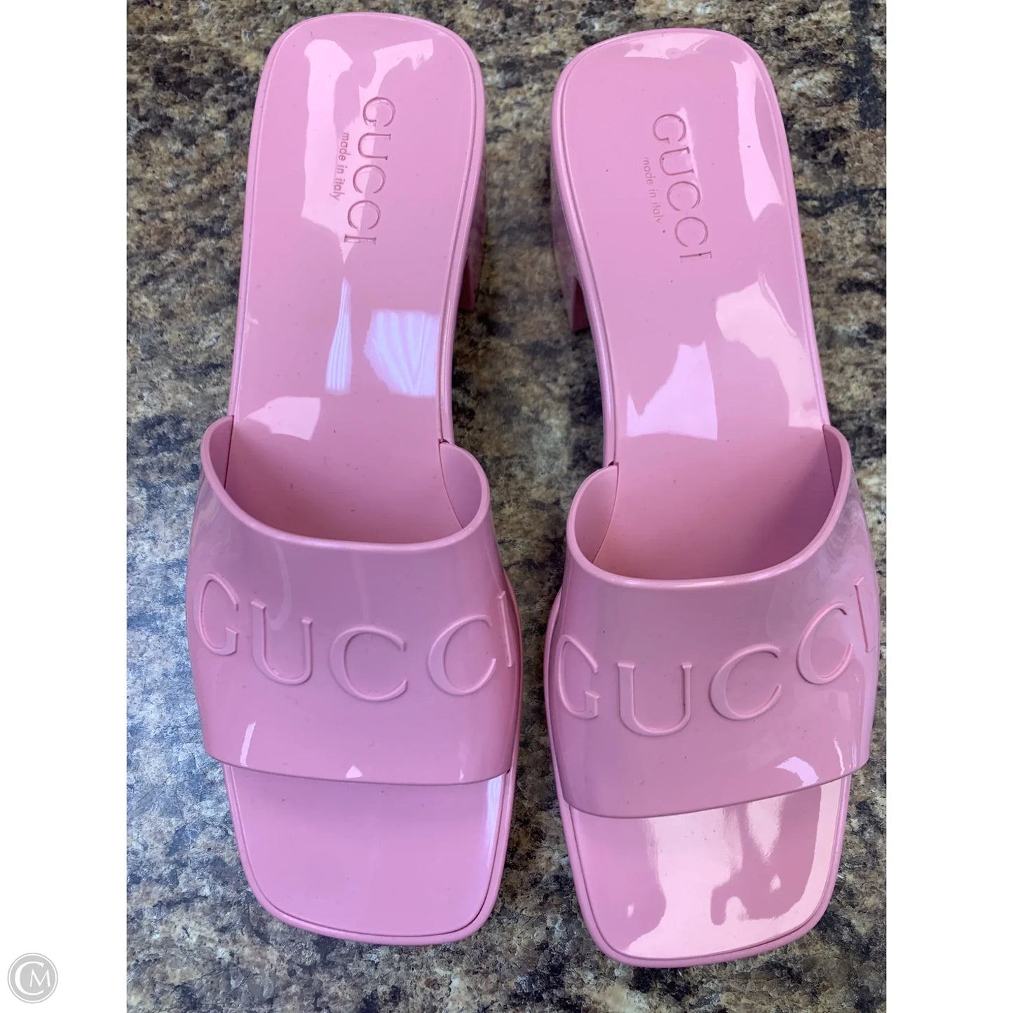 Shoes Luxury Designer By Gucci In Pink, Size: 8