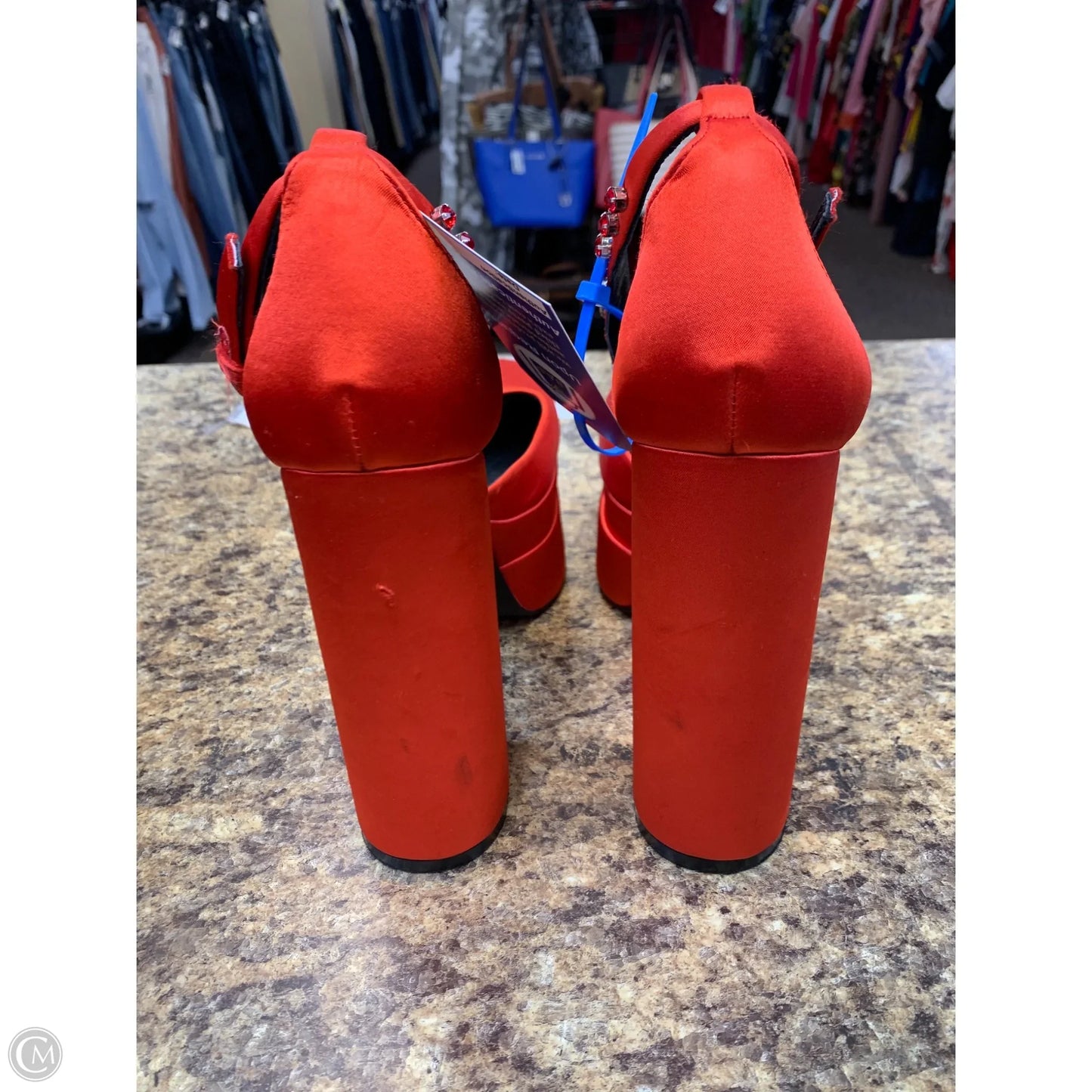 Shoes Luxury Designer By Versace In Red, Size: 11