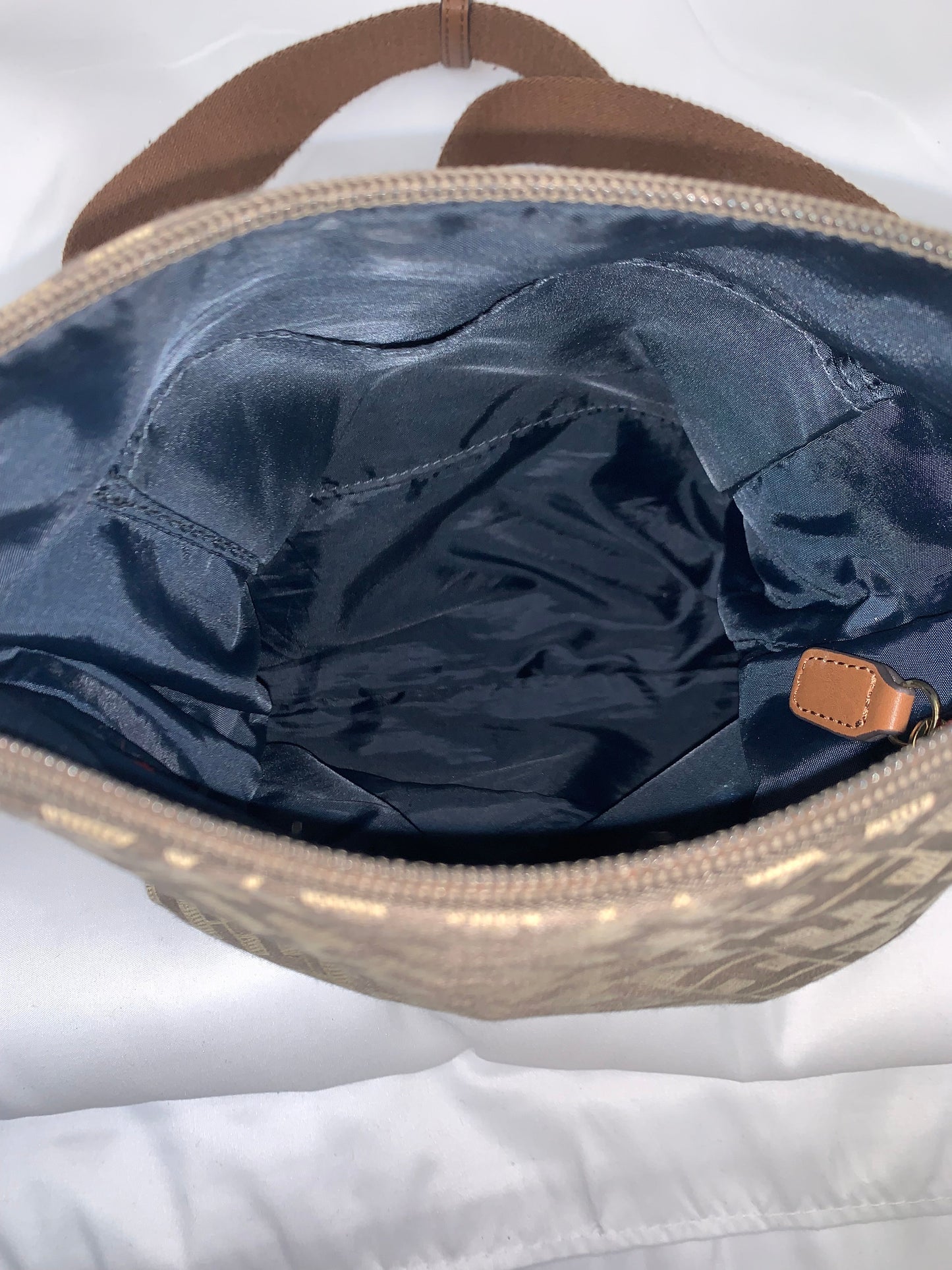 Crossbody By Tommy Hilfiger, Size: Medium