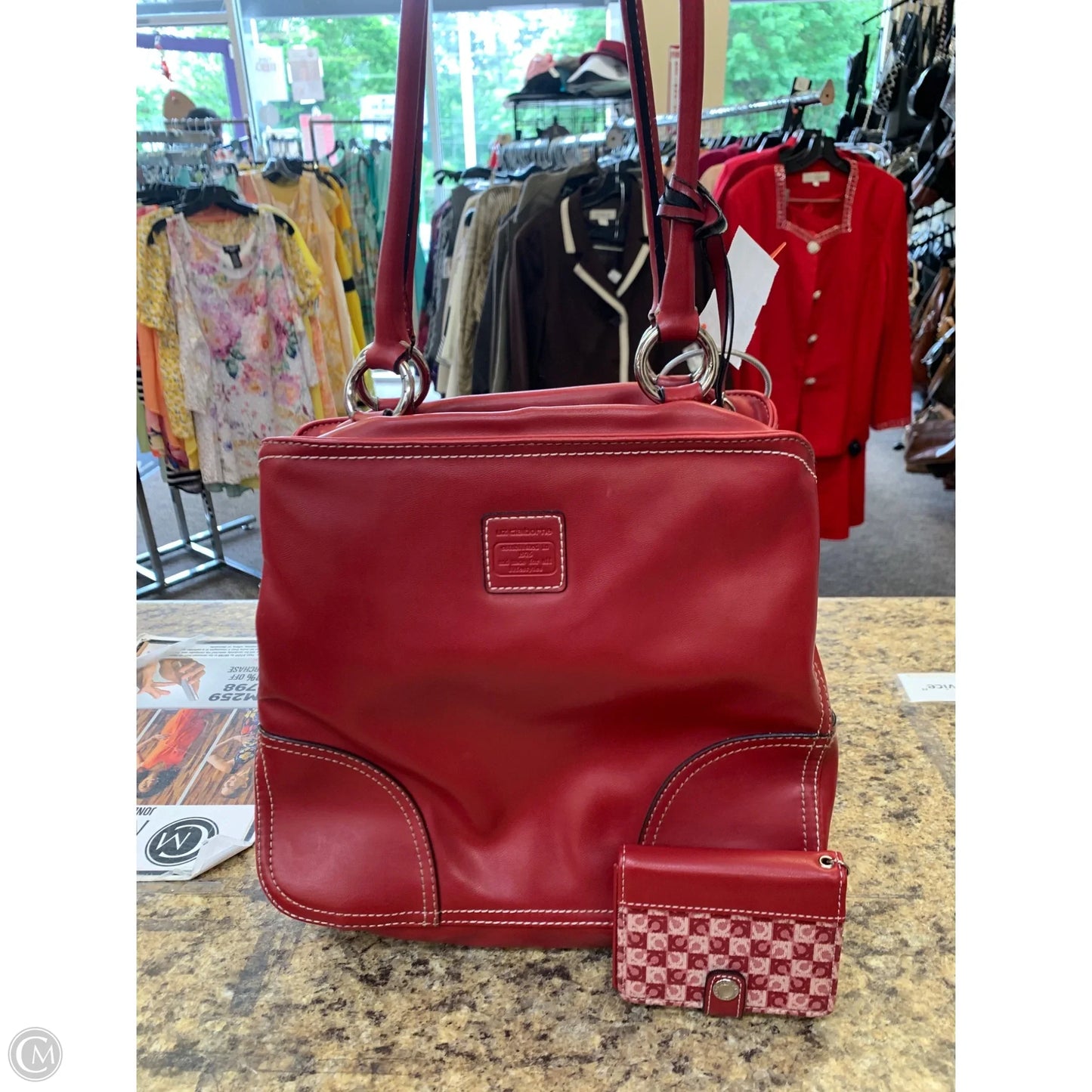 Handbag By Liz Claiborne, Size: Medium