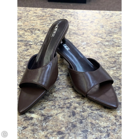 Shoes Heels Kitten By Cmf In Brown, Size: 6