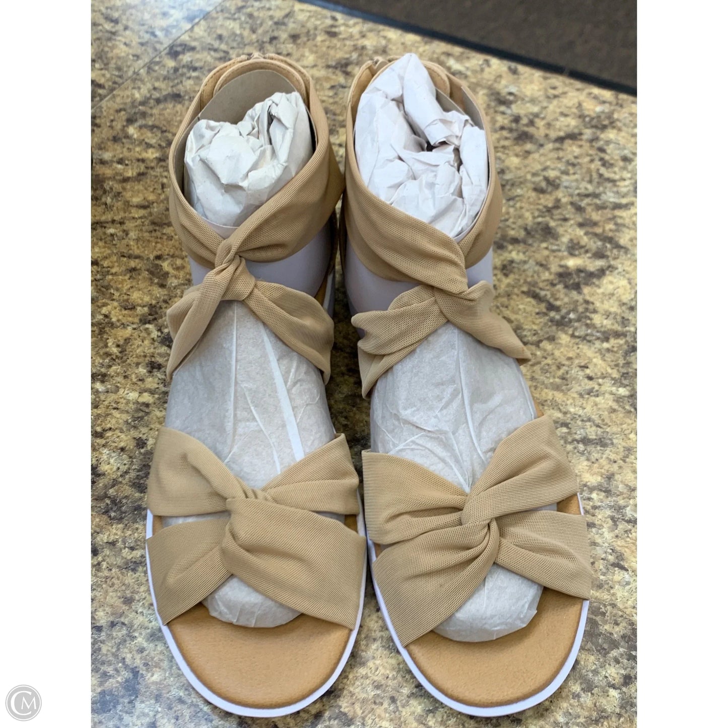 Shoes Flats By Comfortview In Beige, Size: 11