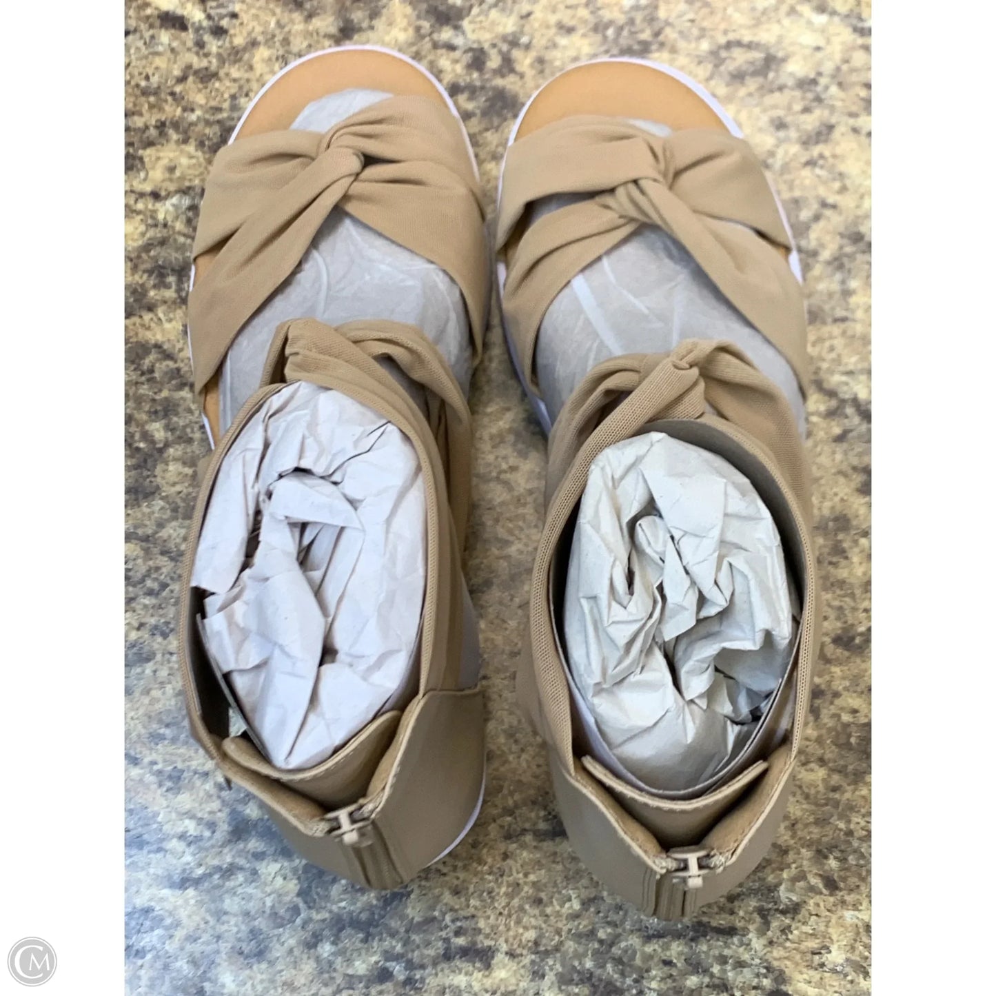 Shoes Flats By Comfortview In Beige, Size: 11
