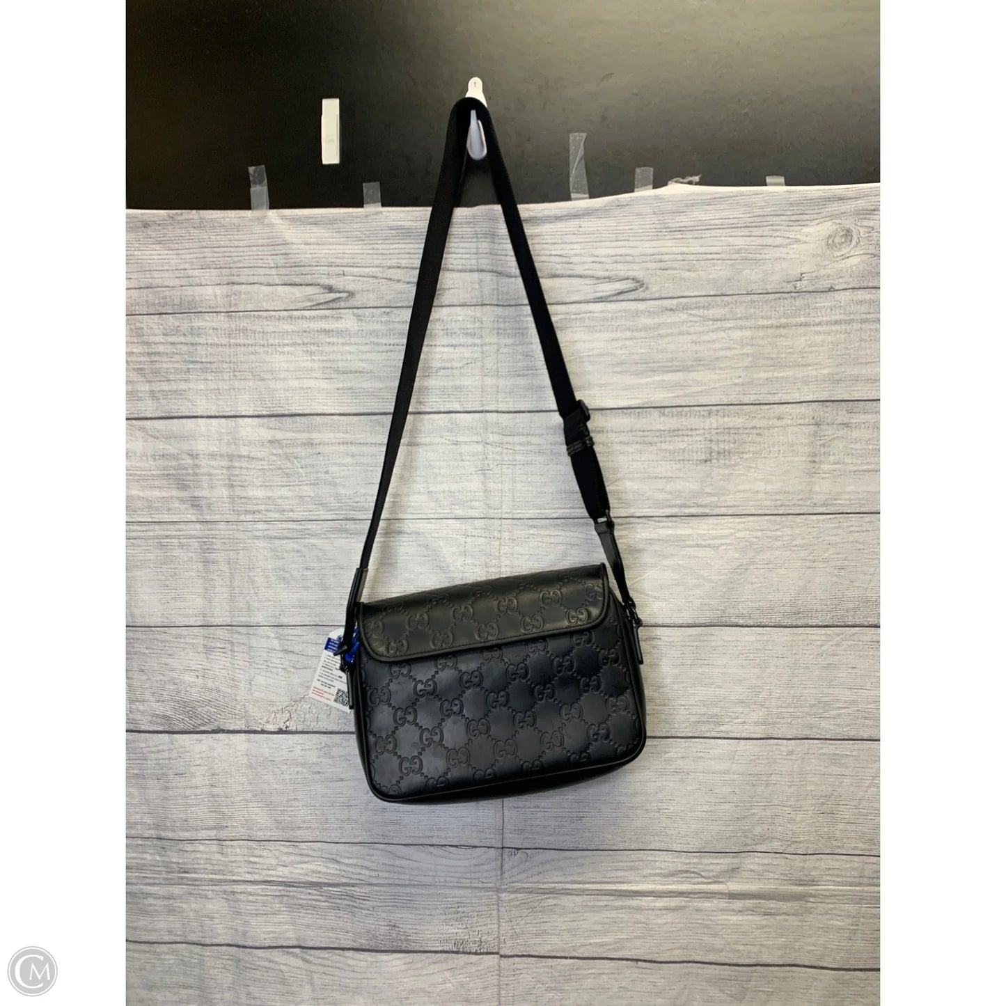 Crossbody Luxury Designer By Gucci, Size: Medium