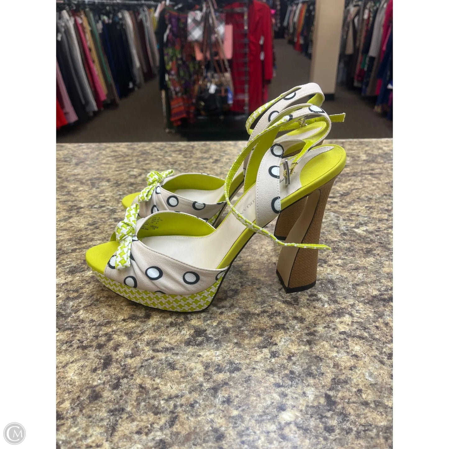 Sandals Heels Block By Christian Siriano In Green & Tan, Size: 10