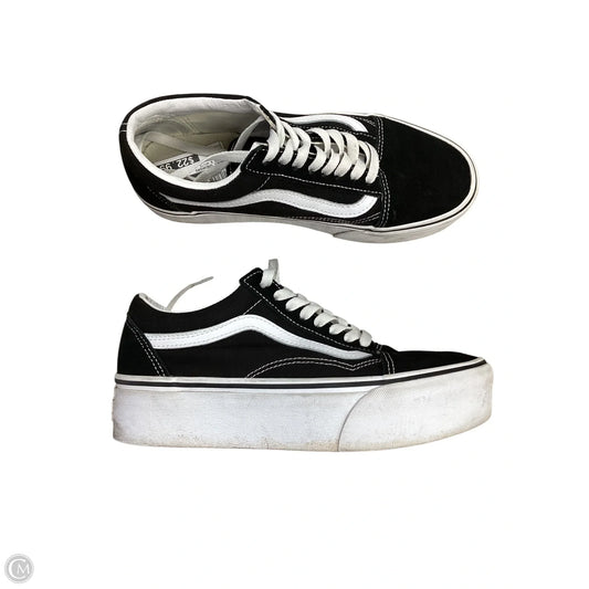 Shoes Sneakers By Vans In Black & White, Size: 8.5
