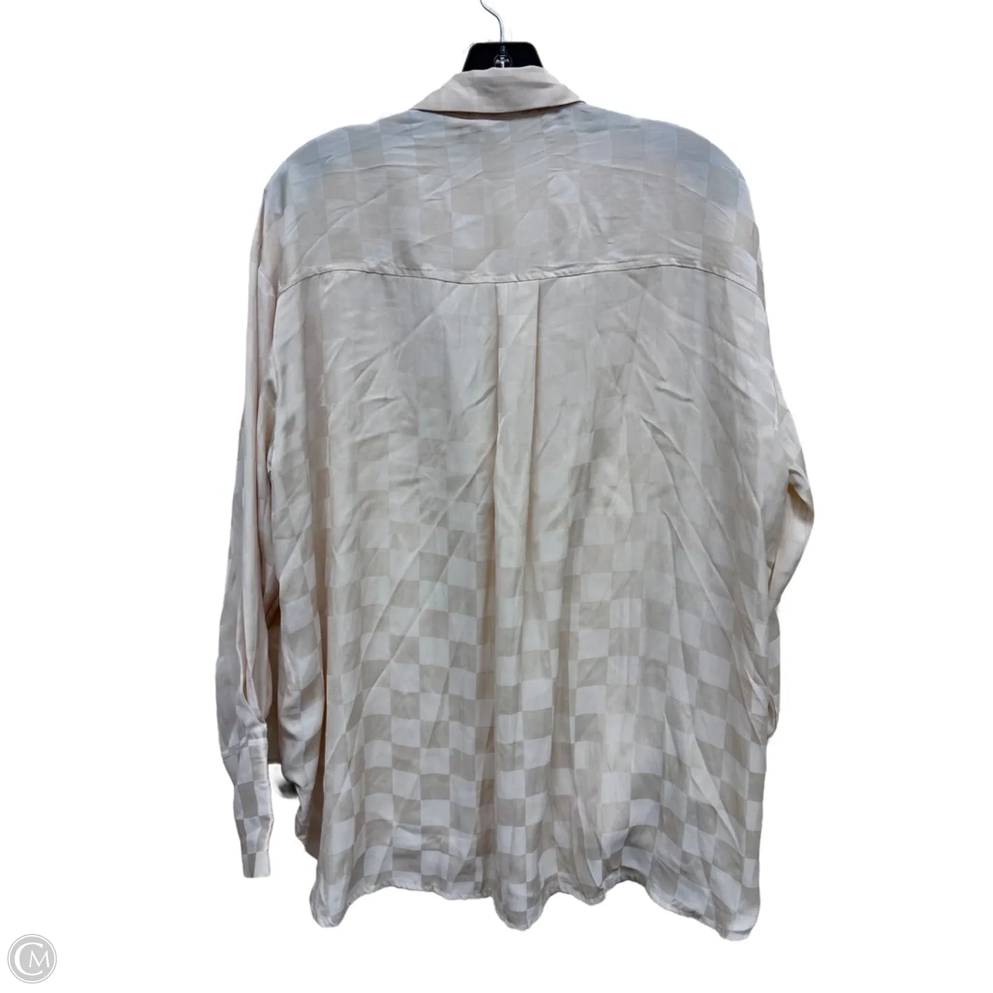 Top Long Sleeve By Clothes Mentor In Tan, Size: M