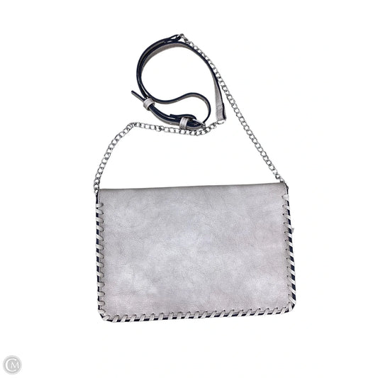 Crossbody By Clothes Mentor, Size: Medium