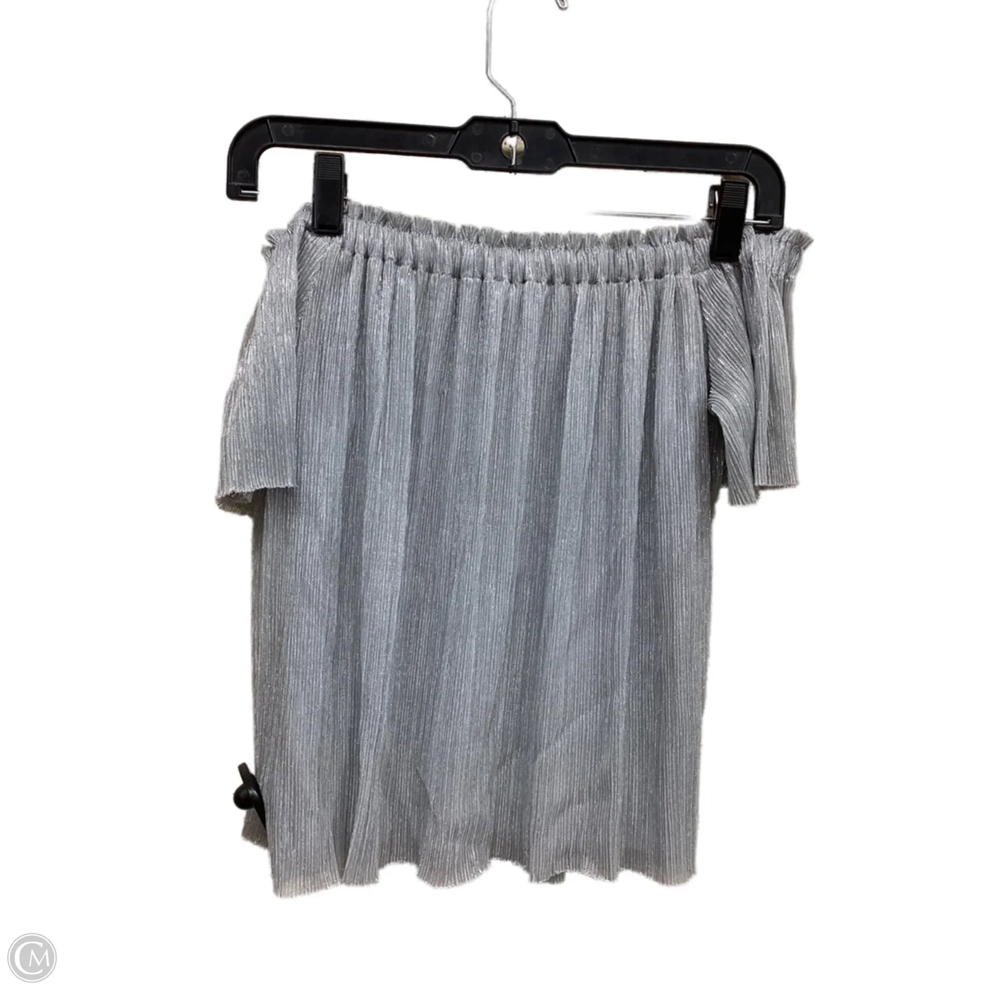 Top Short Sleeve By Express In Silver, Size: Xs