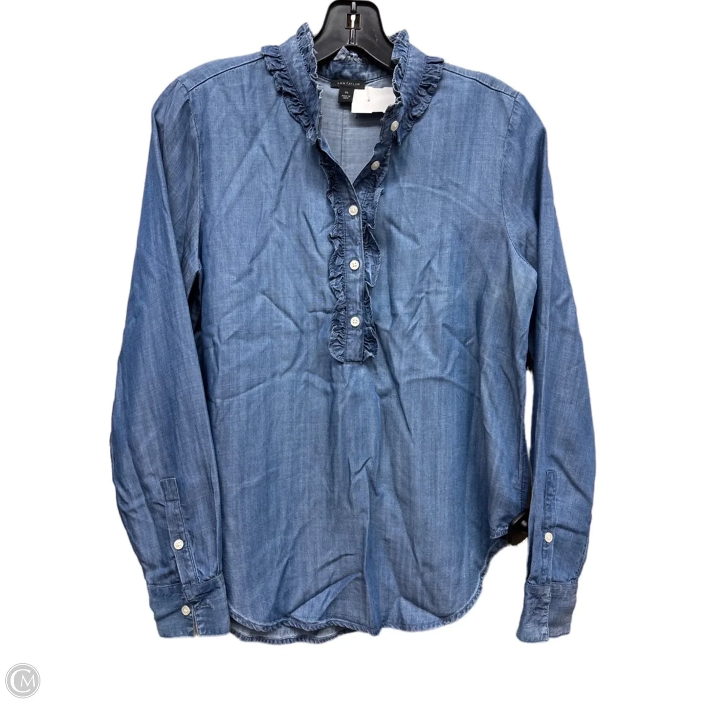 Top Long Sleeve By Ann Taylor In Blue Denim, Size: Xs