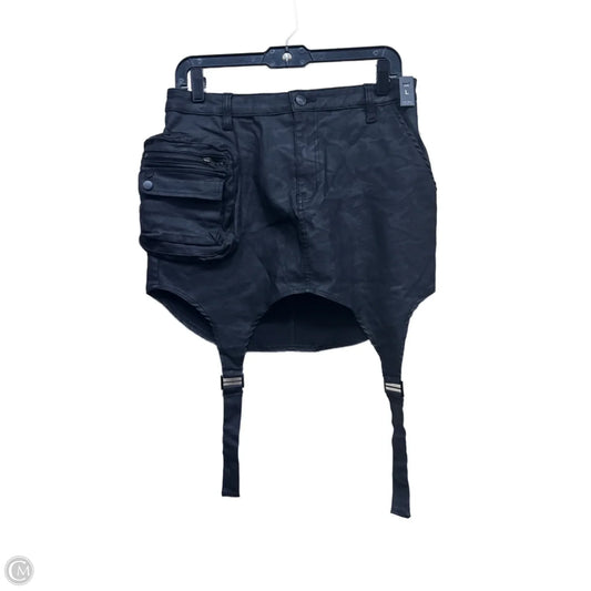 Skirt Mini & Short By Akira In Black, Size: L