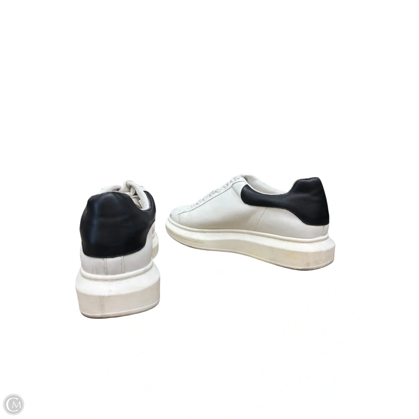 Shoes Sneakers By Steve Madden In White, Size: 10