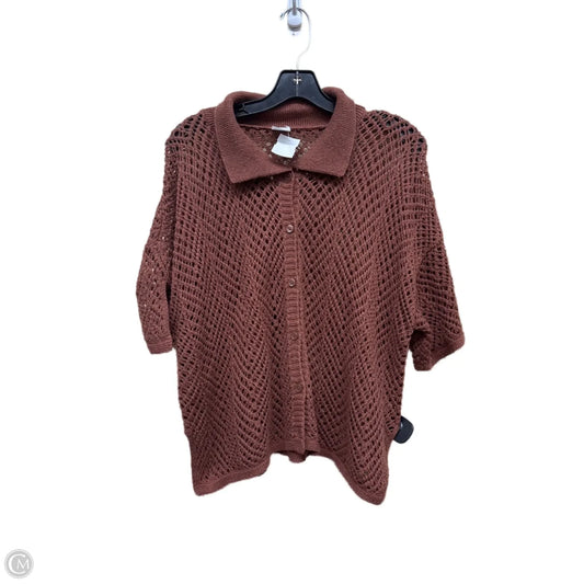 Top Short Sleeve By Wild Fable In Brown, Size: M