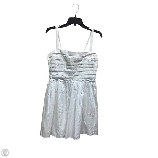 Dress Casual Short By Abercrombie And Fitch In White, Size: L