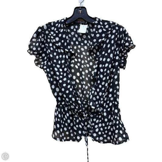 Top Short Sleeve By Clothes Mentor In Polkadot Pattern