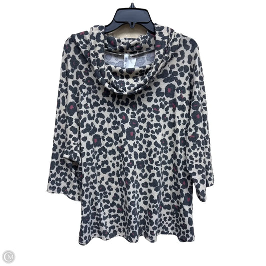 Top Short Sleeve By Clothes Mentor In Animal Print, Size: L