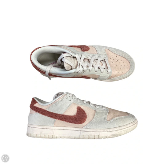 Shoes Sneakers By Nike In Tan, Size: 10