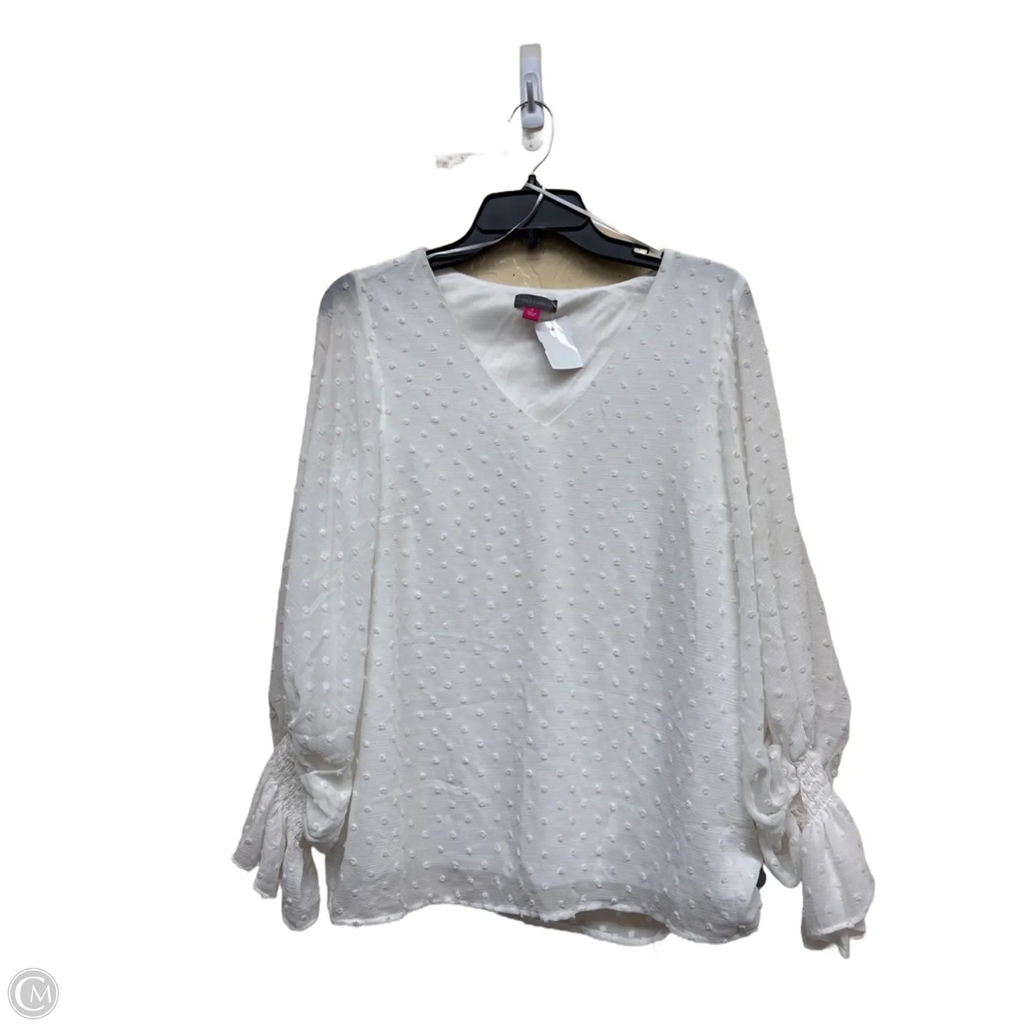 Top Long Sleeve By Vince Camuto In White, Size: S