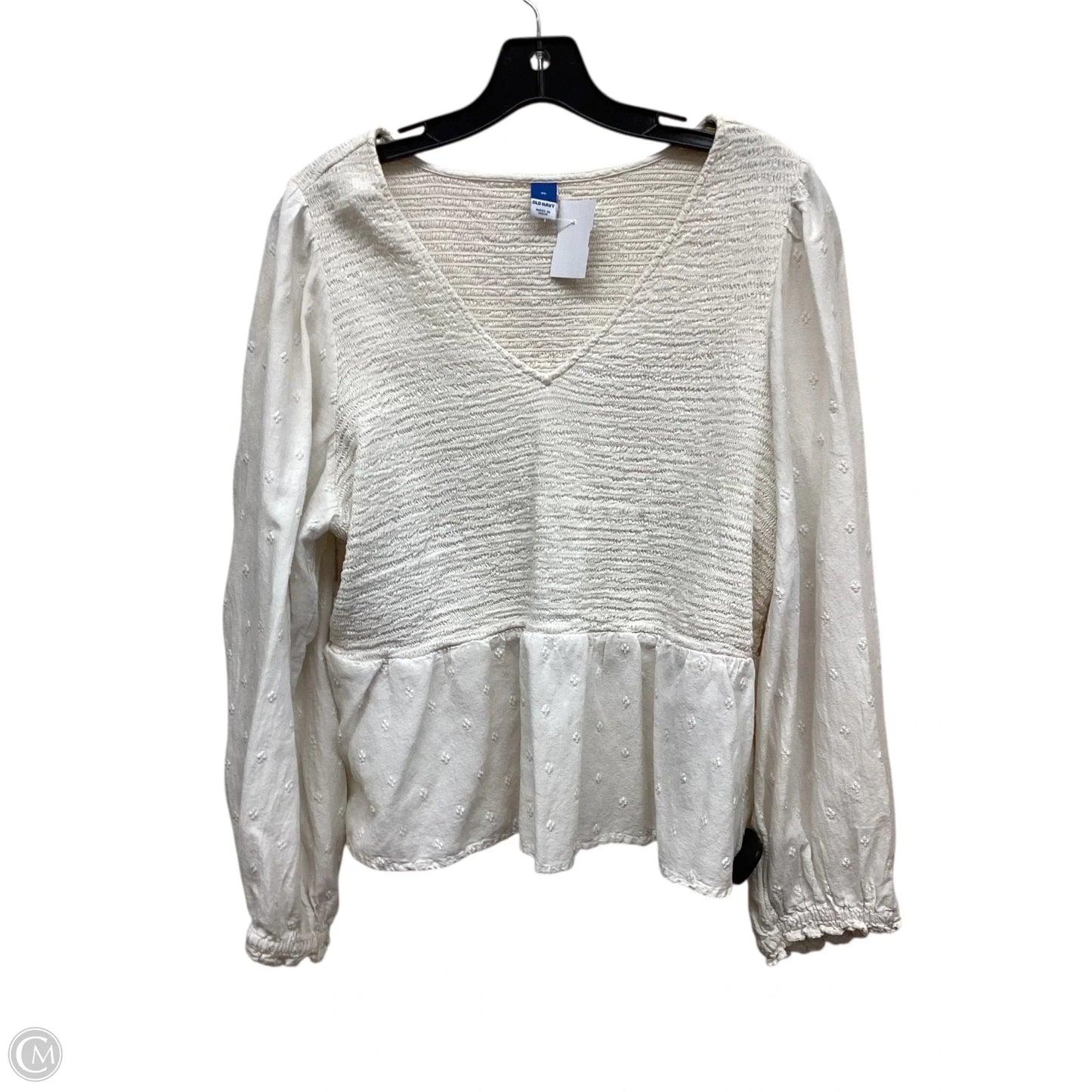 Top Long Sleeve By Old Navy In White, Size: Xl