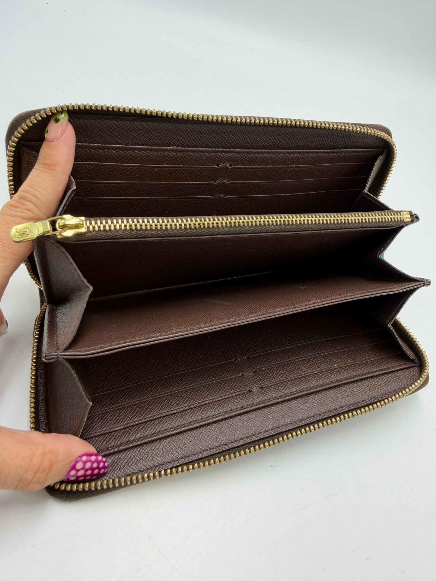 Louis Vuitton Zippy Luxury Wallet In Daimer Ebene