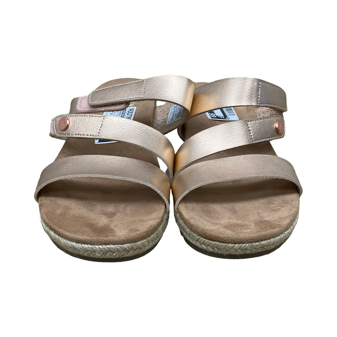 Sandals Flats By Skechers In Rose Gold, Size:8.5