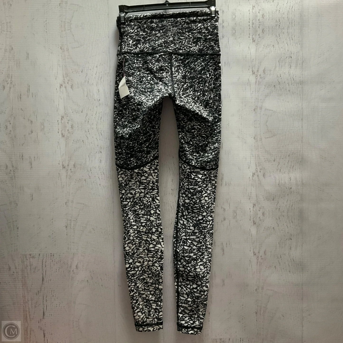 Athletic Leggings By Lululemon In Black & White, Size: 4