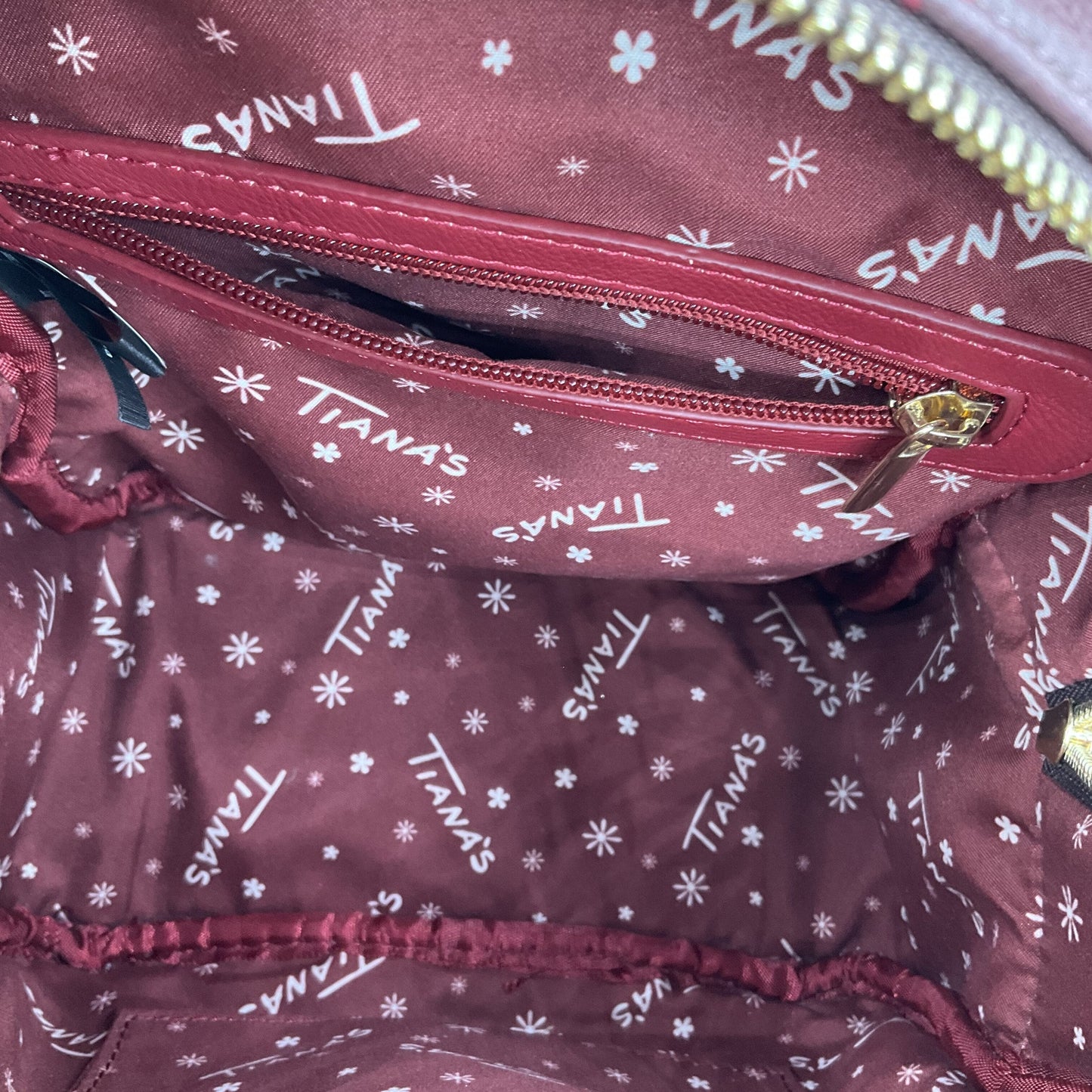 Backpack By Clothes Mentor  Size: Large