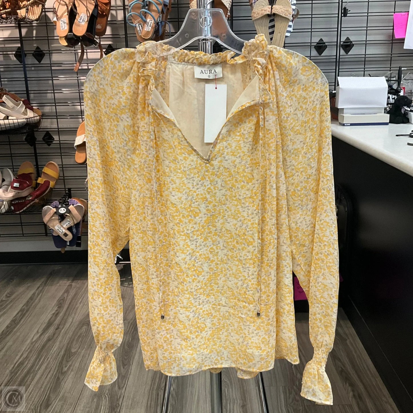 Top Long Sleeve By Clothes Mentor In Floral Print, Size: S