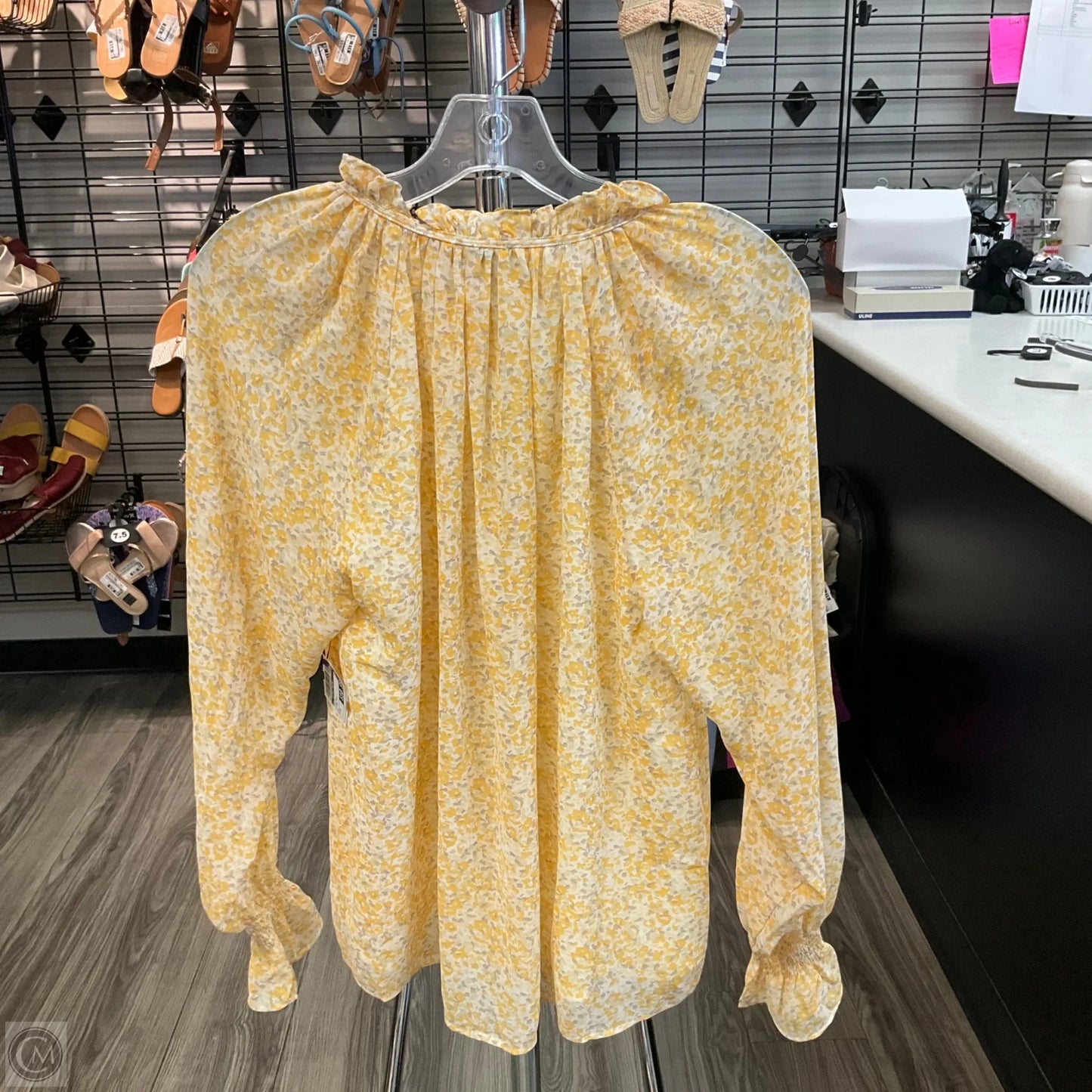 Top Long Sleeve By Clothes Mentor In Floral Print, Size: S