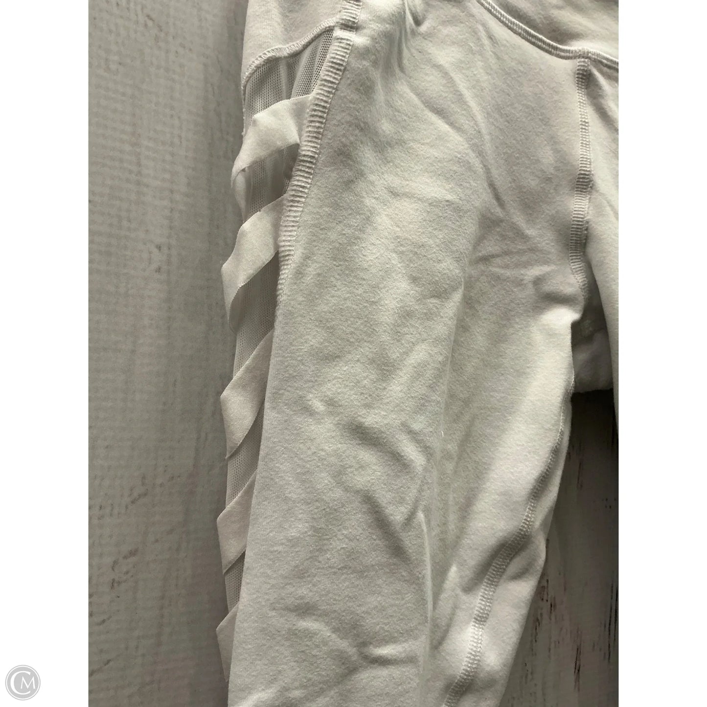 Athletic Leggings By Alo In White, Size: Xs