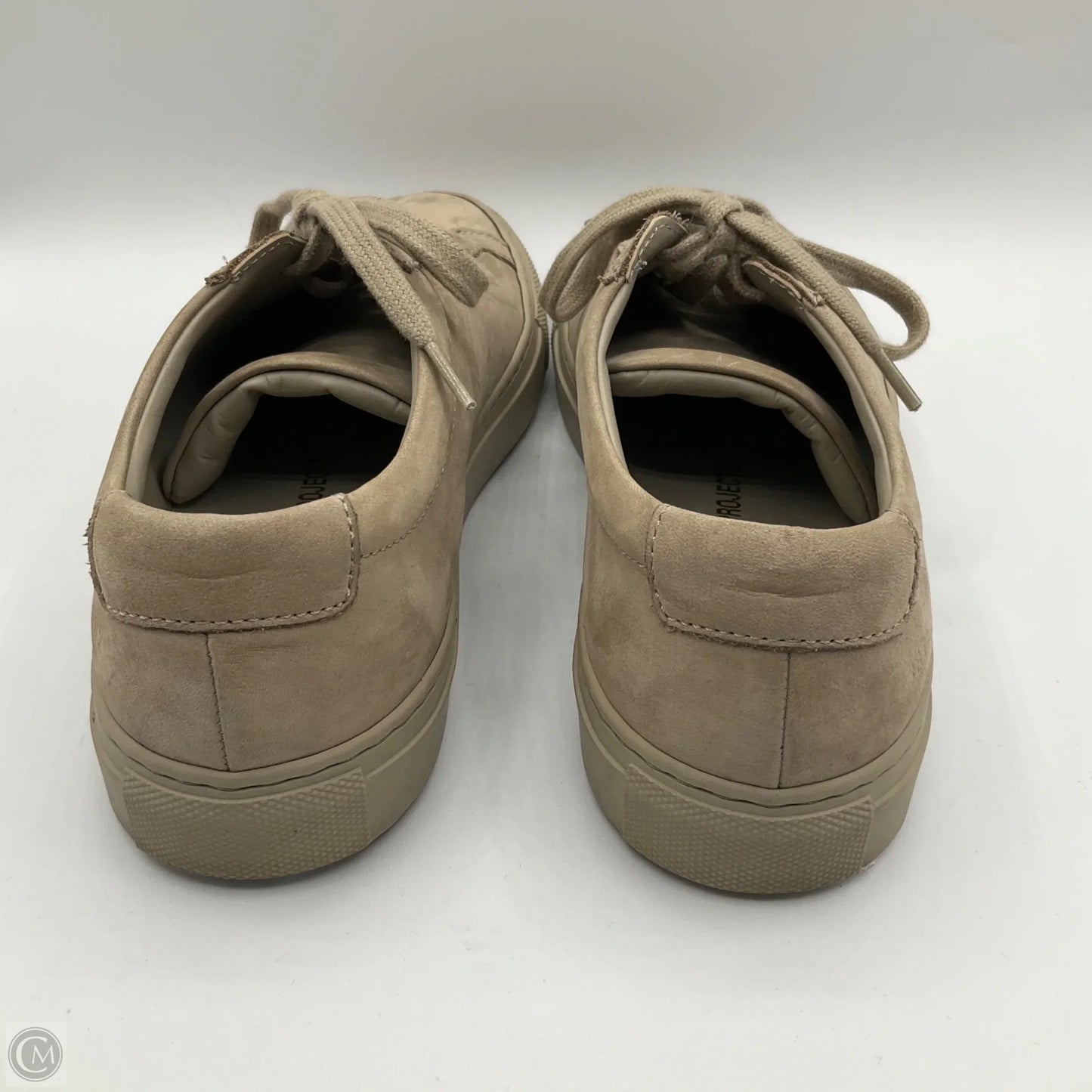 Shoes Sneakers By Clothes Mentor In Tan, Size: 6