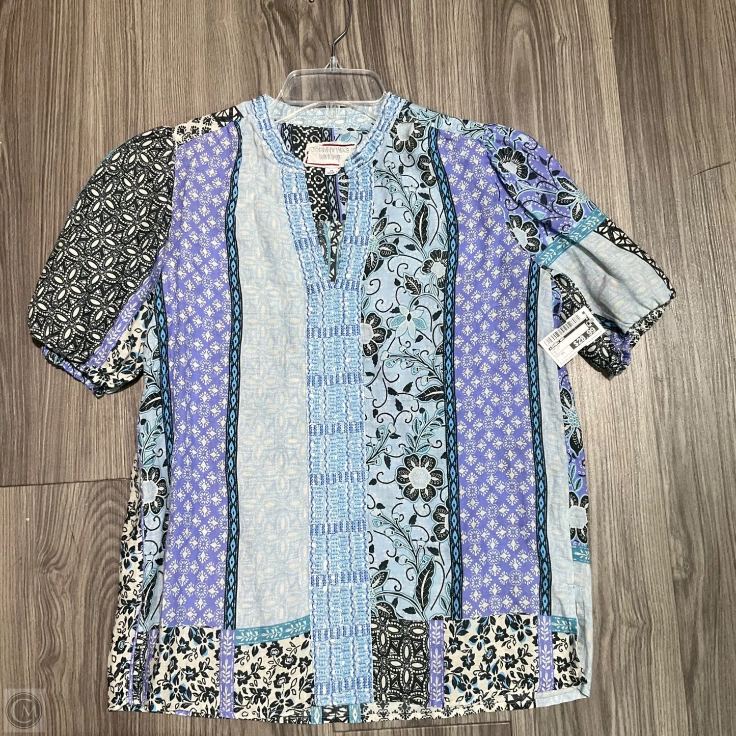 Top Short Sleeve By Johnny Was In Multi-colored, Size: Xs