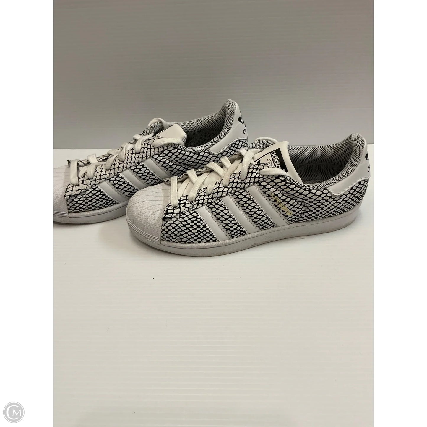 Shoes Sneakers By Adidas In Black & White, Size: 7