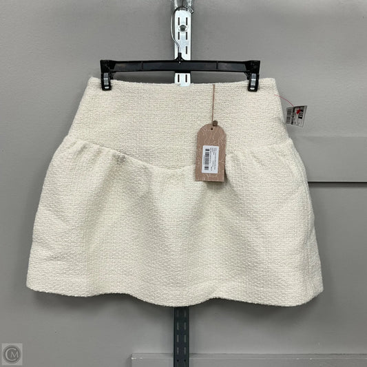 Skirt Mini & Short By Clothes Mentor In Cream, Size: S