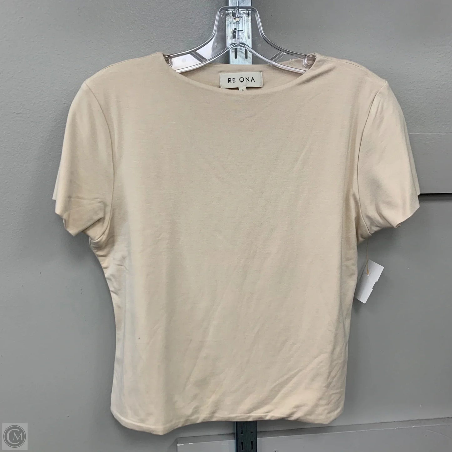 Top Short Sleeve Basic By Re Ona In Beige, Size: L