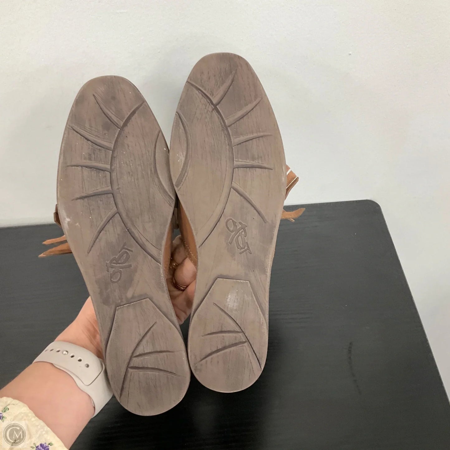 Shoes Flats By Otbt In Brown, Size: 7.5